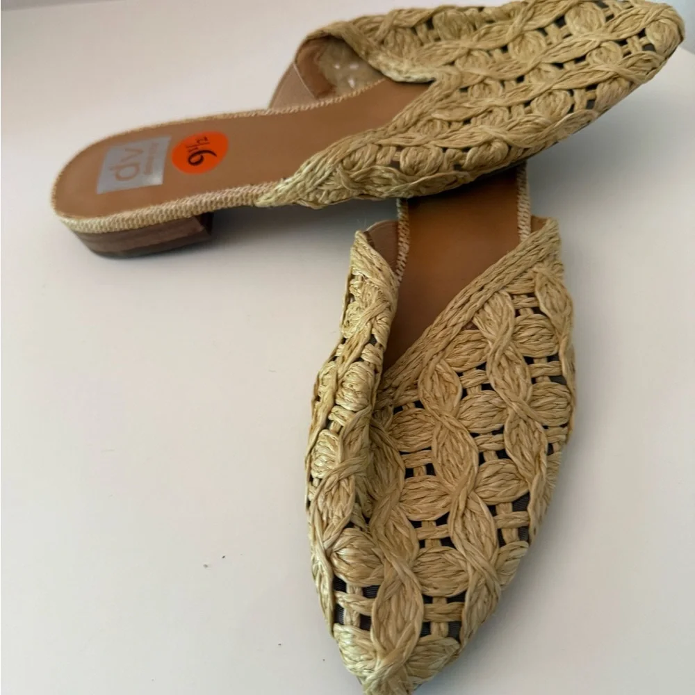 DV by Dolce Vita woven braided